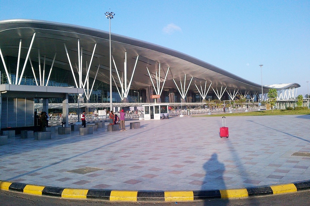 Kempegowda International Airport Bangalore Bengaluru Building. A Red ...