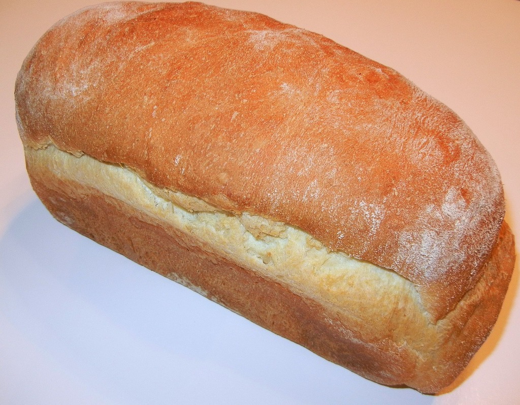 https://cdn12.picryl.com/photo/2016/12/31/loaf-bread-white-610066-1024.jpg