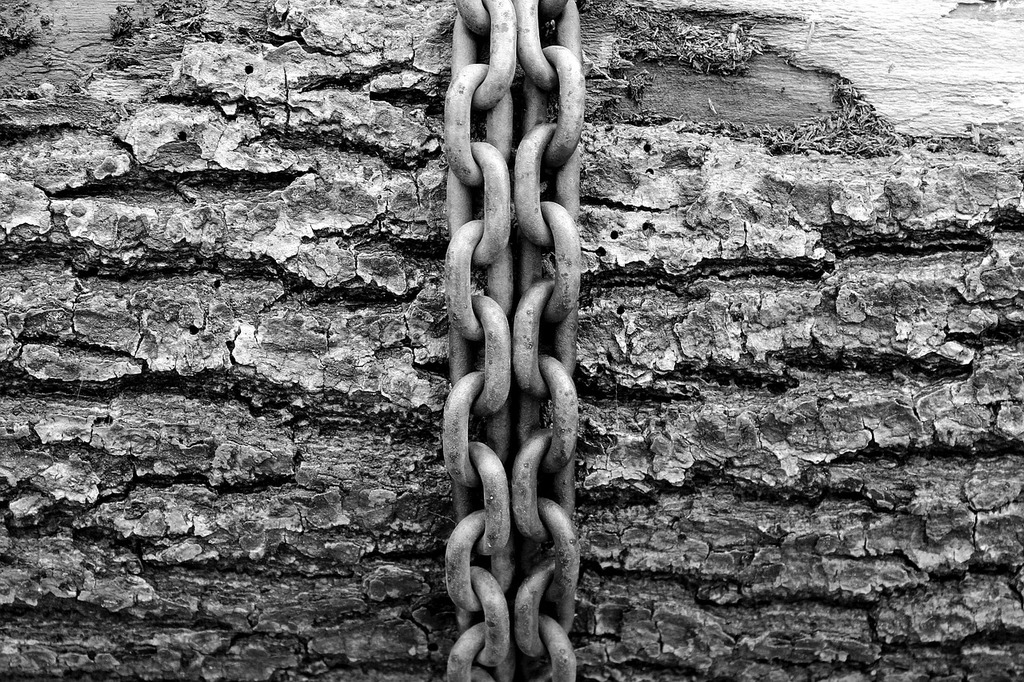 A close up of a rope on a boat. Rope cleat dock. - PICRYL - Public