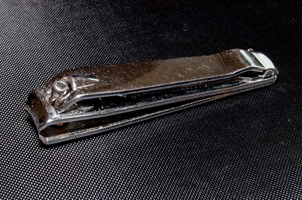 Table Top Finger Nail Clippers