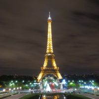 The eiffel tower towering over the city of paris photo – Free Las